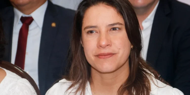 Fachin envia ao STJ investigação sobre “gabinete do ódio” de Raquel Lyra